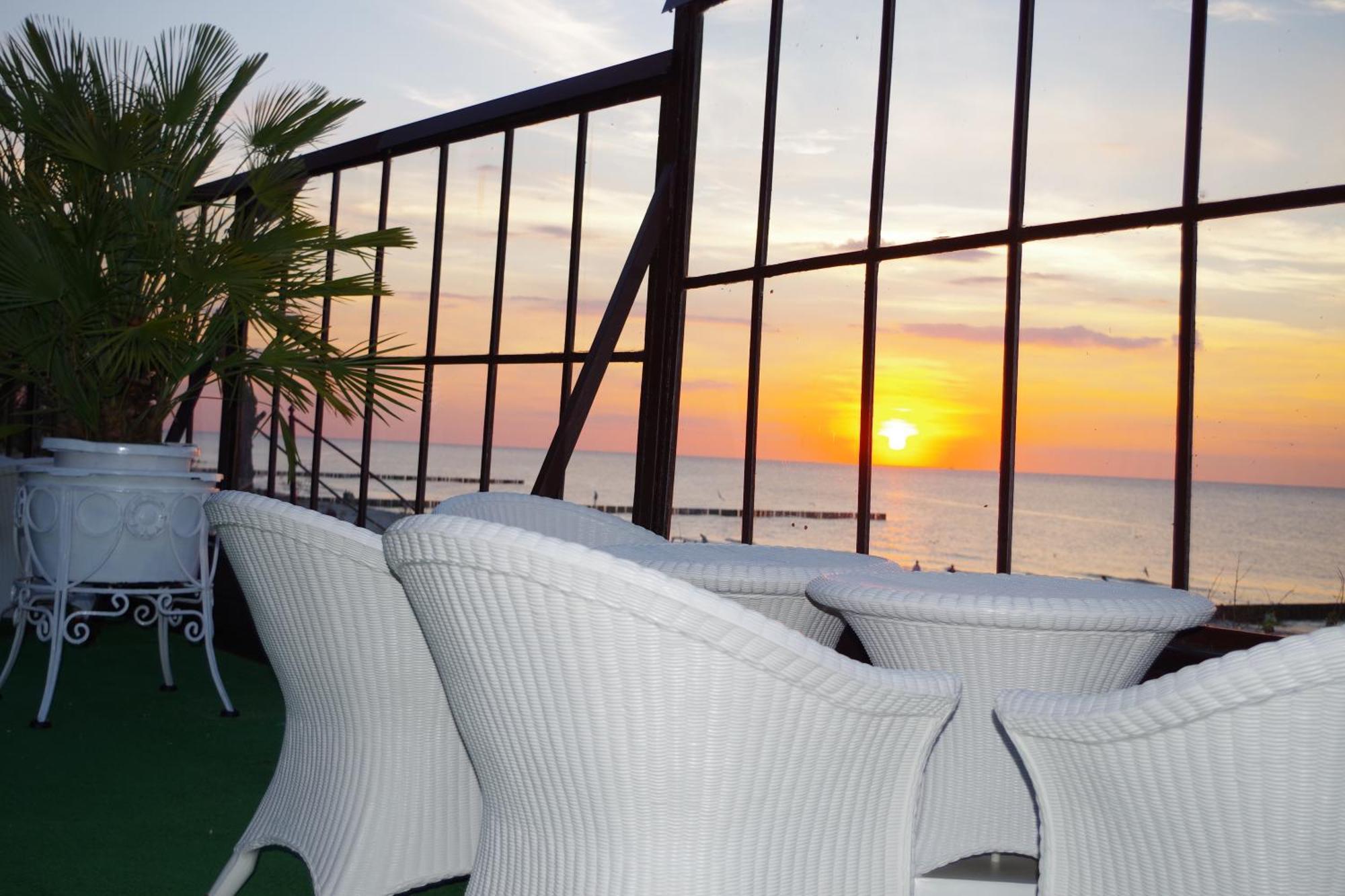 Baltyk Nad Morzem-Przy Plazy Bed & Breakfast Niechorze Dış mekan fotoğraf